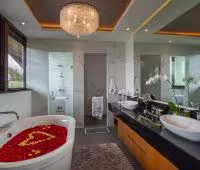 Villa Tirtha Bayu II, Ensuite Bathroom